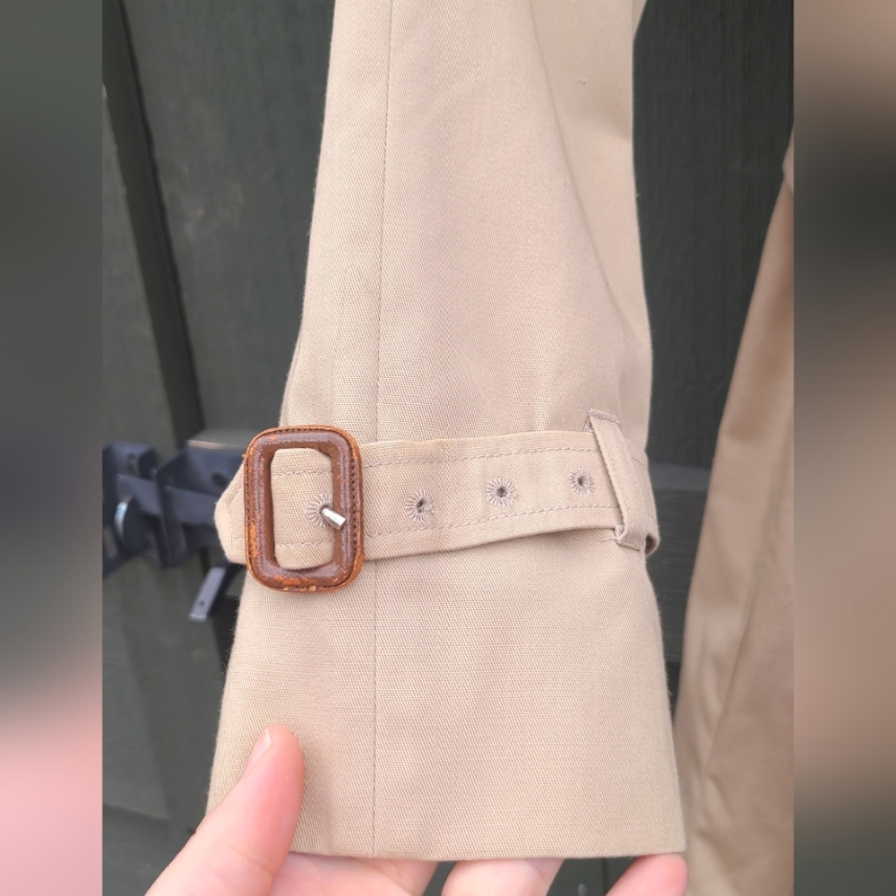 Vintage Aquascutum Trench freshly drycleaned - Picture 14 of 15